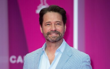 Jason Priestley - 1