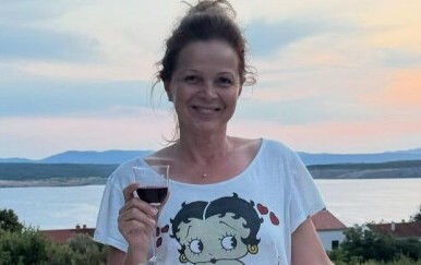 Sandra Bagarić podijelila urnebesne fotografije sa suprugom Darkom Domitrovim
