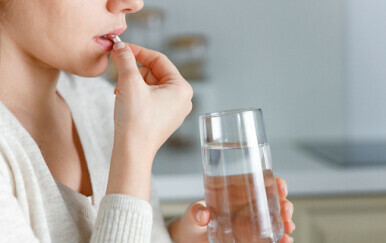 Lijekovi, ilustracija