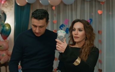 Daleki grad: Sreći nema kraja! Napokon su saznali spol djeteta