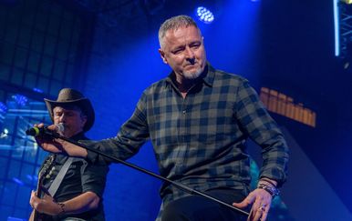VIDEO Pogledajte kako teku pripreme za Thompsonov koncert u Šibeniku