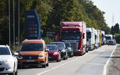 Prometni kaos na početku tjedna: Kolone na A1, A3 i Krčkom mostu