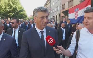 Državni vrh na obiljetnici u Kninu: Plenković otkrio je li razgovarao s Kundidom
