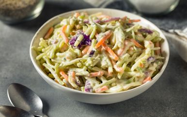 Kako napraviti coleslaw salatu?