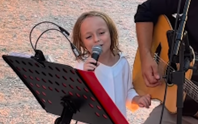 Bloom Tatarinov odradio prvi koncert