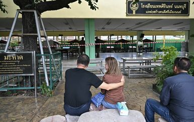 Učenici i profesori na Tajlandu opisali su napad u kojem je ubijeno sedmero ljudi