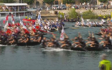Na Neretvi je započeo Maraton lađa u kojem se pet stotina veslača bori