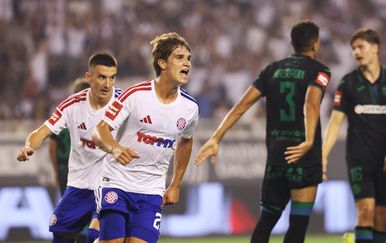 UŽIVO HAJDUK - ISTRA: GOOOL! Šok na Poljudu, Frederiksen probušio živi zid Bijelih