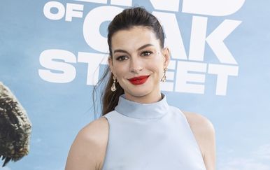 Trudnički outfit Anne Hathaway podijelio je mišljenja