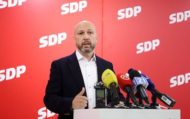 SDP-ova konferencija na temu opasnog otpada kod Gospića