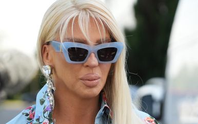 Jelena Karleuša reagirala na otkazivanje koncerta u Vodicama