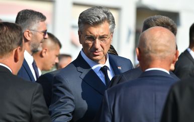Plenković sazvao izvanredni sastanak vladajuće koalicije
