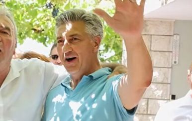 Pitate se kako Andrej Plenković pjeva? Poslušajte Oliverov hit u njegovoj izvedbi!