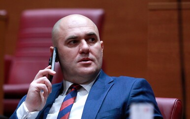 Šokantan dopis: Saborski zastupnik Dabro pozvao na ubijanje i premlaćivanje ilegalnih migranata