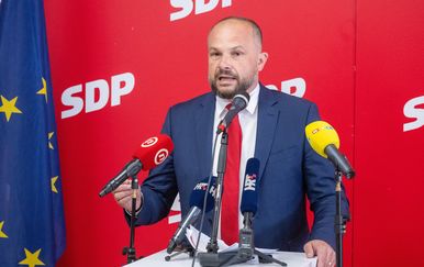 SDP pokreće postupak izglasavanja nepovjerenja premijeru Andreju Plenkoviću zbog otpada u Gospiću