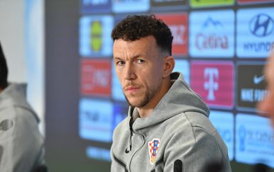 Ivan Perišić se oglasio povodom velikog šumskog požara u Omišu