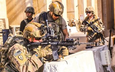 Iran nudi nagradu za zarobljene ili ubijene američke vojnike