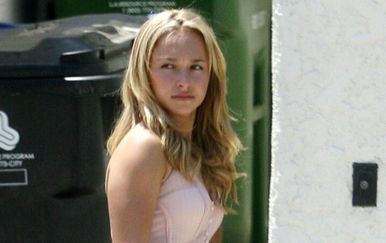 Hayden Panettiere samo nekoliko mjeseci prije smrti ogolila je dušu u memoarima