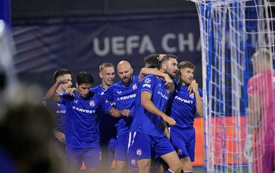UŽIVO DINAMO - VIKING: GOOOOL! Blitzkrieg na Maksimiru, Norvežani šokirani