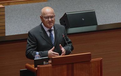 Biloglav napao Pupovca: "On priča o političkim piromanima i srpskim selima. Trebao bi znati da u Hrvatskoj nema srpskog naroda"