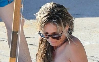 Heidi Klum u toplesu