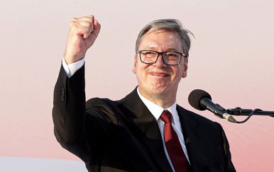 Vučić od glavnog tajnika NATO-a traži da zaustavi otvaranje mosta na sjeveru Kosova