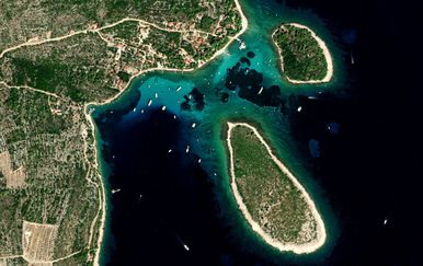 Hrvatska Plava laguna: Uvala čudesnih boja čije ime stranci ne mogu izgovoriti