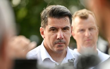 Grmoja o opasnom otpadu u Lici: "Tlo i podzemne vode su zatrovani, vladajući prikrivaju trovanje"