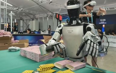 Roboti više nisu samo atrakcija: Kina ih priprema za posao i svakodnevni život