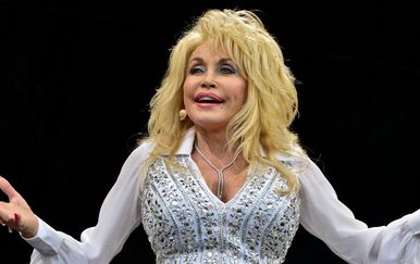 Deset hitova po kojima ćemo pamtiti Dolly Parton