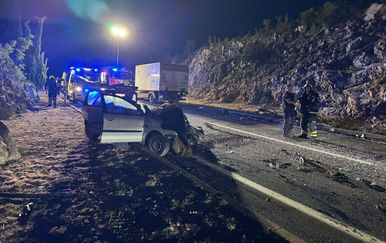 Kod Krčkog mosta došlo je do prometne nesreće u kojoj je osoba teško ozlijeđena