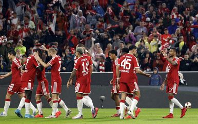 Prvaci nastavili gdje su stali: Bayern primio gol za izjednačenje, pa demolirao Stuttgart