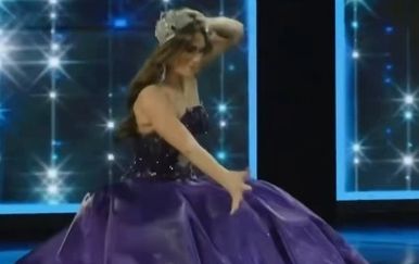 Miss USA dvaput pala usred oproštajne šetnje, njezina reakcija nakon svega sve je nasmijala