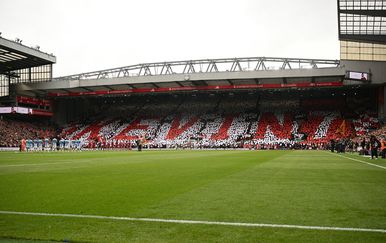 Emotivne scene s Anfielda: Cijeli stadion je ustao zbog jednog čovjeka