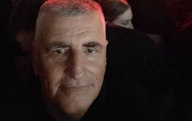 Miro Bulj javio se usred Thompsonova koncerta u Vukovaru, uz fotografiju iz mase poslao kratku poruku