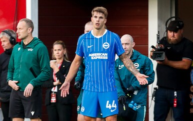 Chelsea zabio tri gola Brightonu u 32 minute, BBC posebno izdvojio Luku Vuškovića