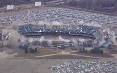 Rušenje stadiona u Detroitu (Foto: Screenshot APTN)