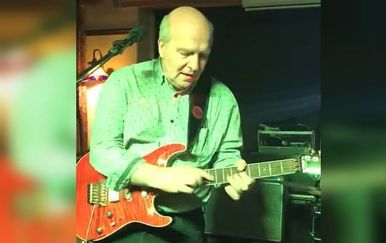 Vi njemu na misu, on vama u rock klub (FOTO: YouTube/Screenshot)