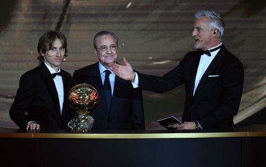 Luka Modrić i Florentino Perez (Foto: AFP)