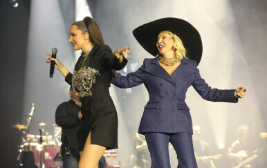 Lepa Brena i Aleksandra Prijović - 4