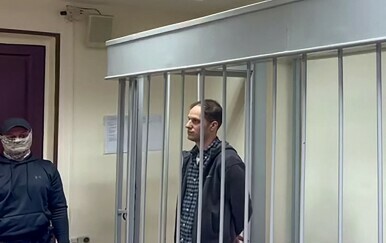 Novinar Evan Gershkovich u zatvoru