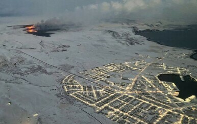 Erupcija vulkana u islandskom gradu Grindavik