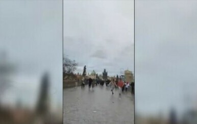 Pucnjava u Pragu - 4