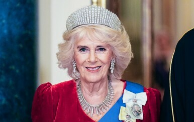 Kraljica Camilla - 1