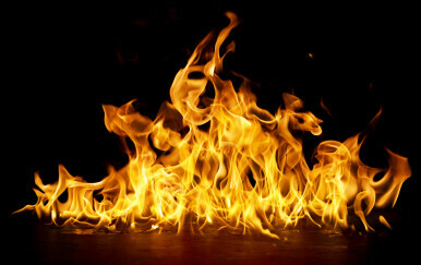 Kako se piše: goriti ili gorjeti