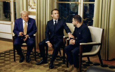 Donald Trump, Emmanuel Macron, Volodimir Zelenski