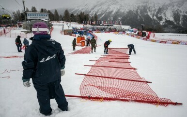 Otkazan superveleslalom skijašica u St. Moritzu