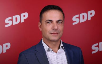 Adrian De Vrgna više nije glasnogovornik SDP-a