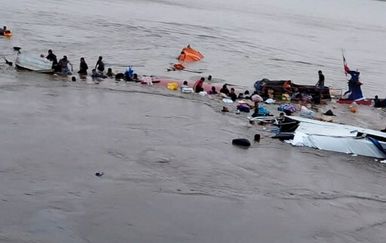 Klizište u Peruanskoj Amazoniji potopilo dva broda