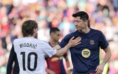Malo nevjerojatno, ali je istina: Požari odgodili debi Lewandowskog za klub koji se zove Vatra